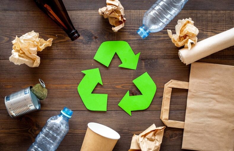 3 DICAS IMPRESCINDÍVEIS para reduzir o lixo e o impacto ambiental em casa | Beegreen sustentabilidade urbana por meio de ferramentas de redução de resíduos, como nossos canudos reutilizáveis, ecológicos e feitos de inox